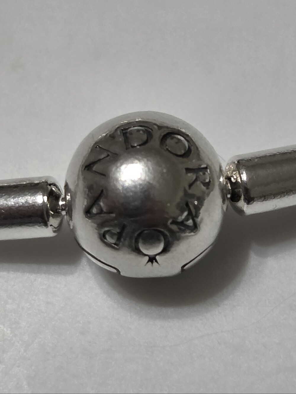 Authentic Pandora Moments Snake Chain Bracelet - Picture 3 of 5
